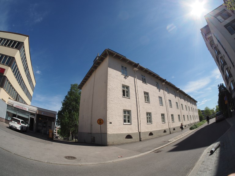 OLYMPUS DIGITAL CAMERA